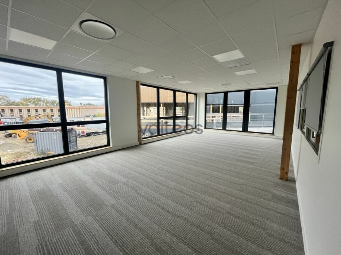 Photo 12 – vente bureaux	RAMONVILLE SAINT AGNE (31520)