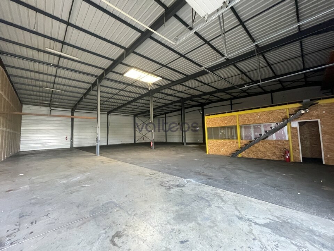 Photo 1 – location locaux d'activités	MONDOUZIL (31850)