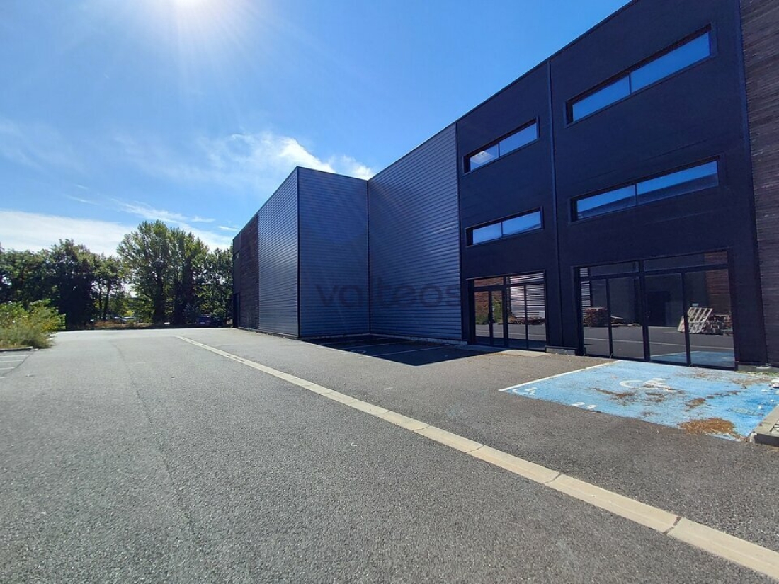 Photo 6 – vente locaux d'activités	BOULOC (31620)