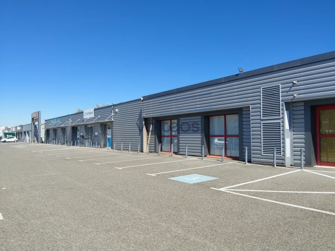 Photo 1 – location locaux commerciaux	MONTAUBAN (82000)