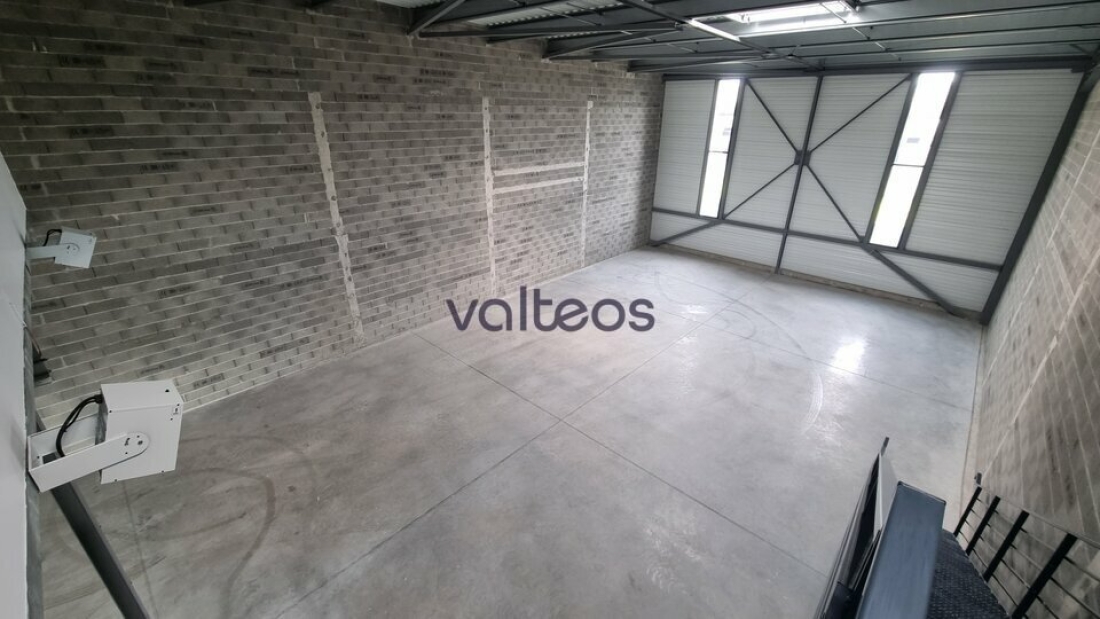 Photo 2 – location locaux d'activités	FENOUILLET (31150)