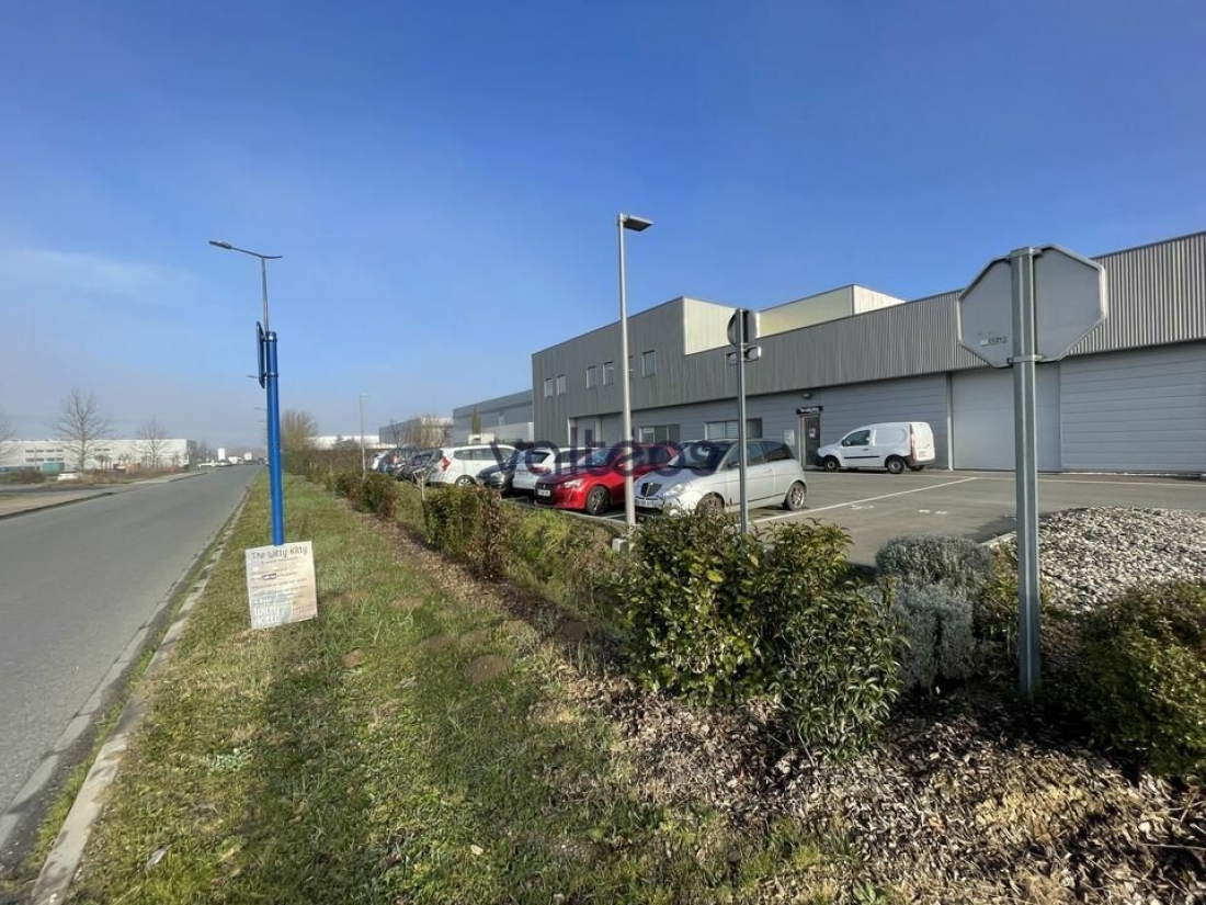 Photo 1 – location locaux d'activités	ESCALQUENS (31750)