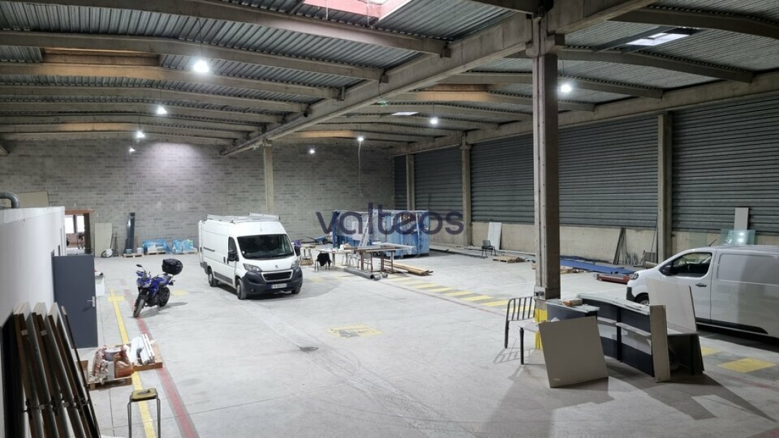 Photo 1 – location locaux d'activités	BLAGNAC (31700)