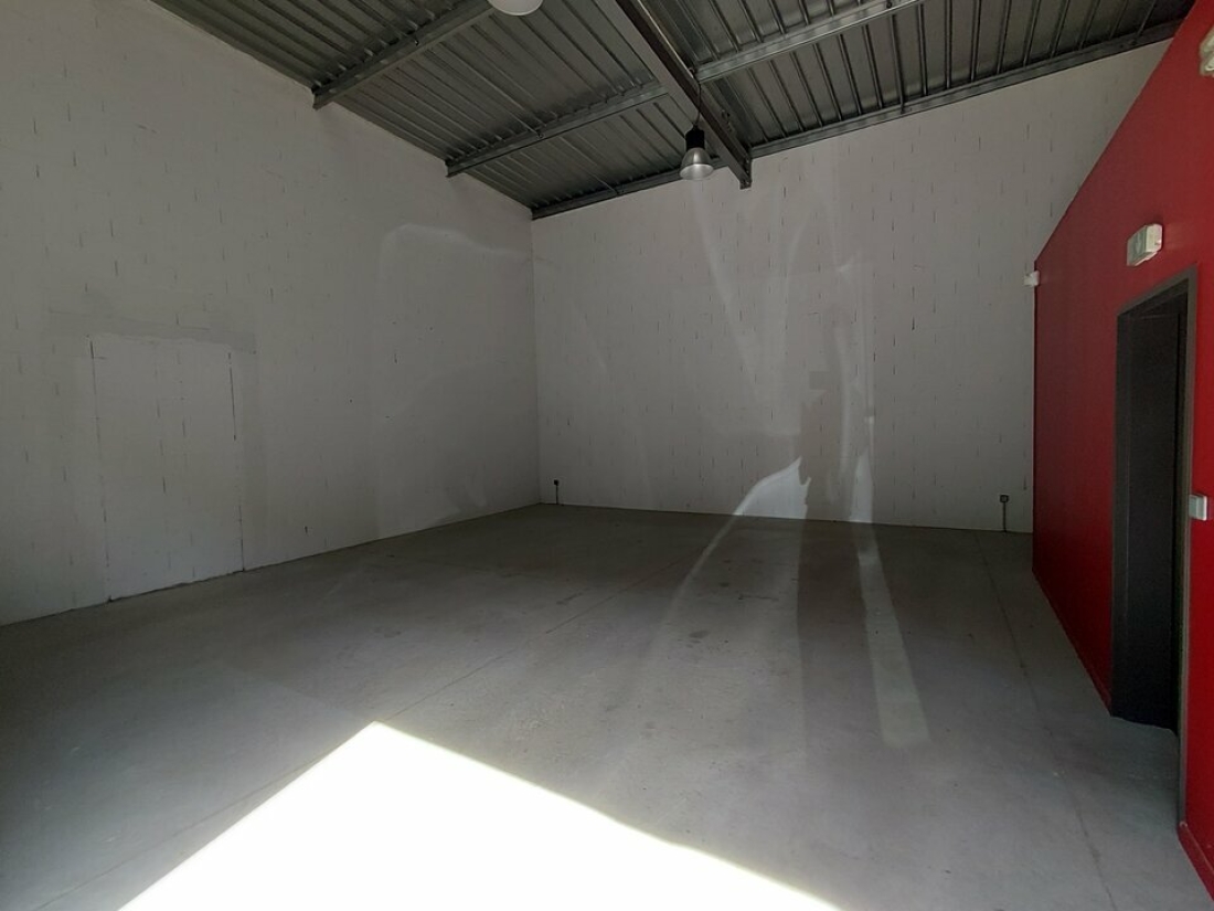 Photo 2 – location locaux d'activités	BOULOC (31620)