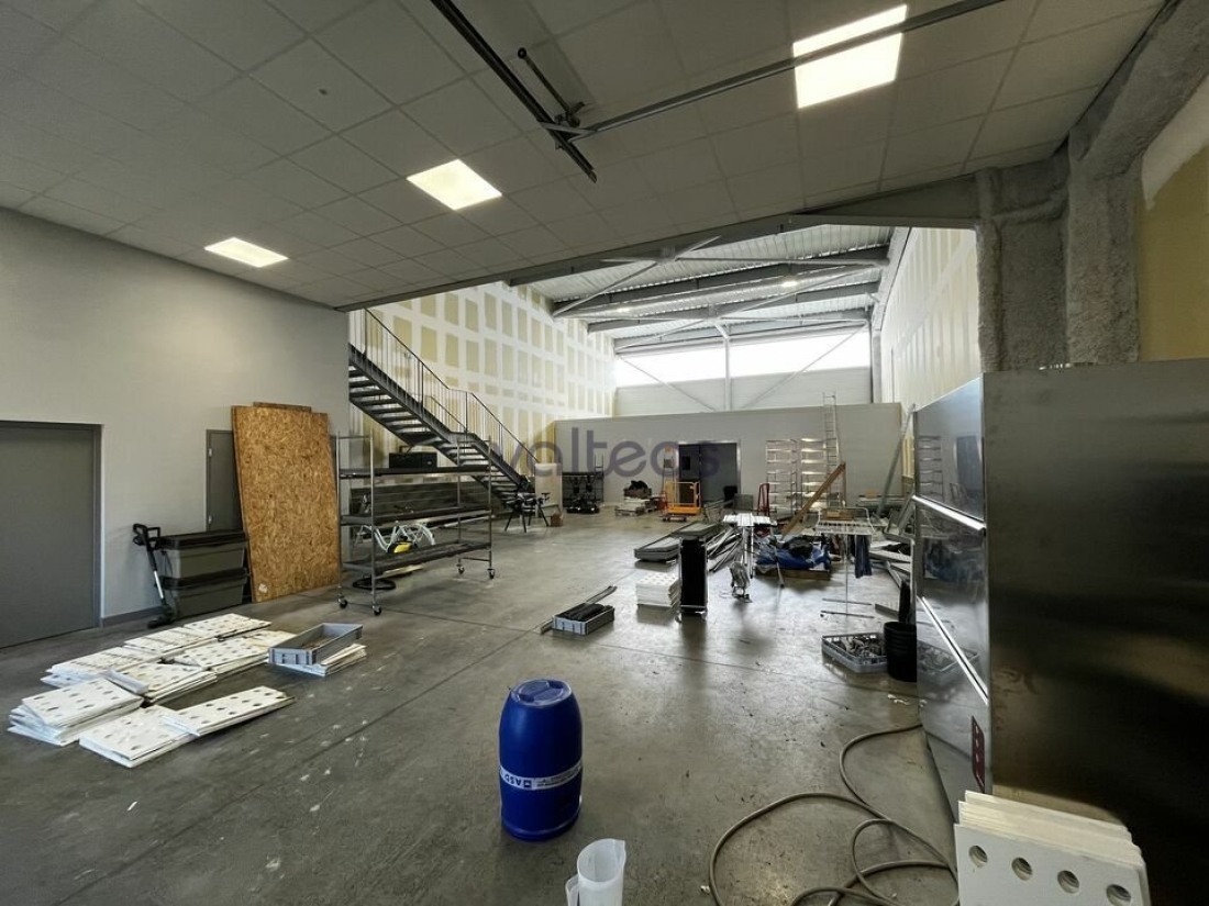 Photo 2 – location locaux d'activités	ESCALQUENS (31750)