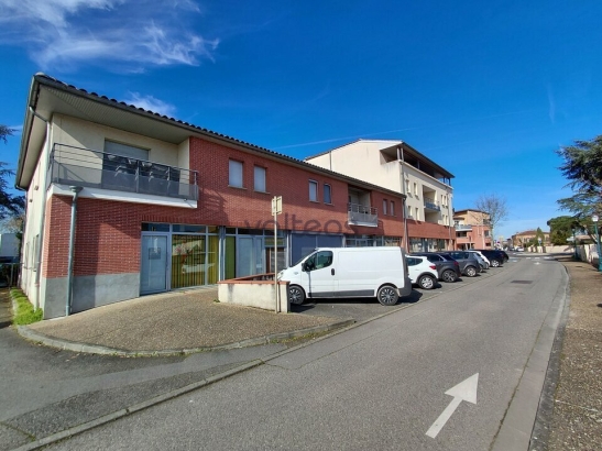 Photo 1 – vente bureaux	LESPINASSE (31150)
