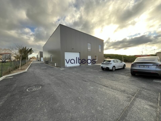 Photo 1 – vente locaux d'activités	LABARTHE-SUR-LÈZE (31860)