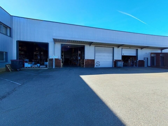 Photo 1 – vente locaux d'activités	MONDOUZIL (31850)