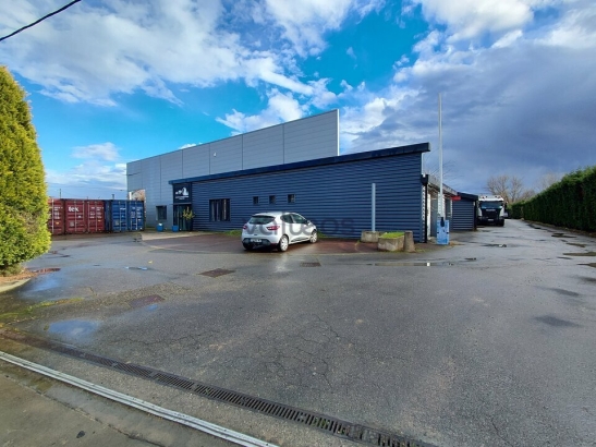 Photo 1 – vente locaux d'activités	MURET (31600)