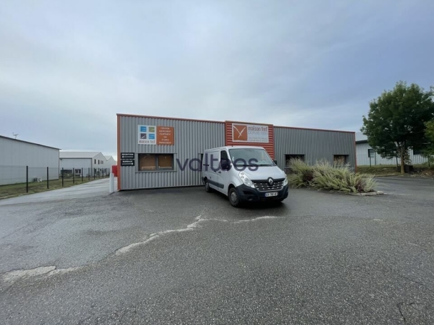 Photo 1 – location locaux d'activités	VERFEIL (31590)