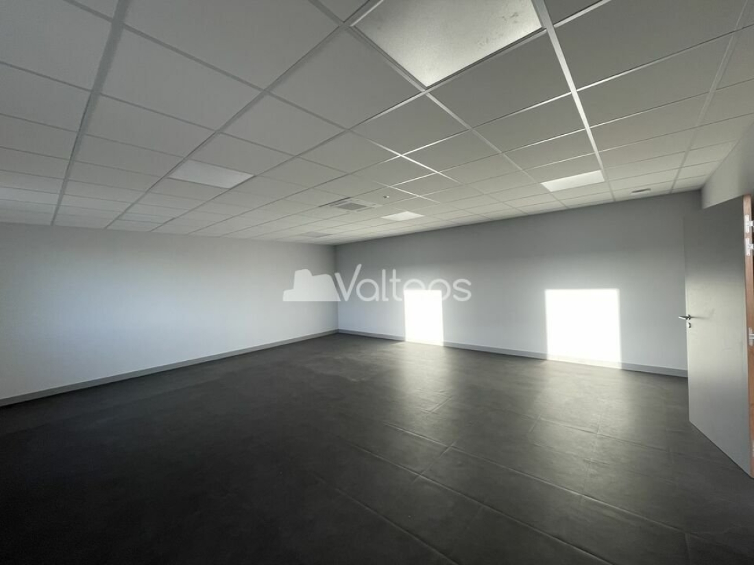 Photo 7 – location locaux d'activités	ESCALQUENS (31750)