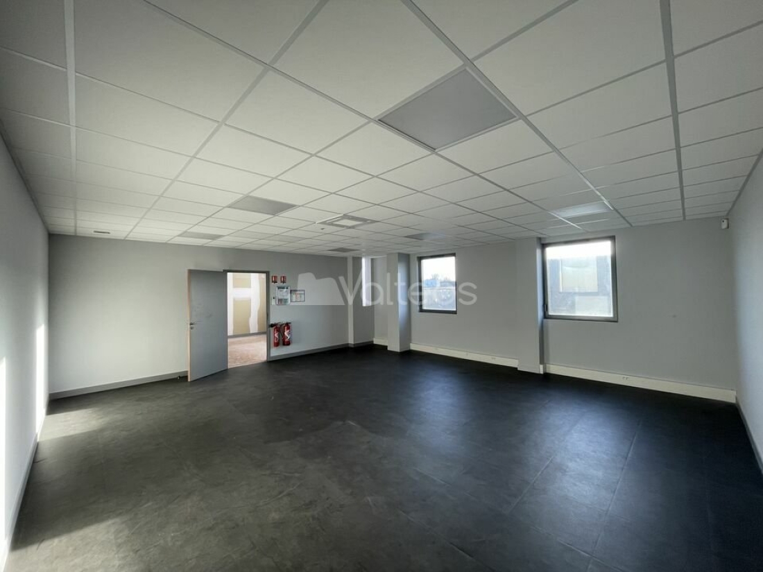 Photo 6 – location locaux d'activités	ESCALQUENS (31750)