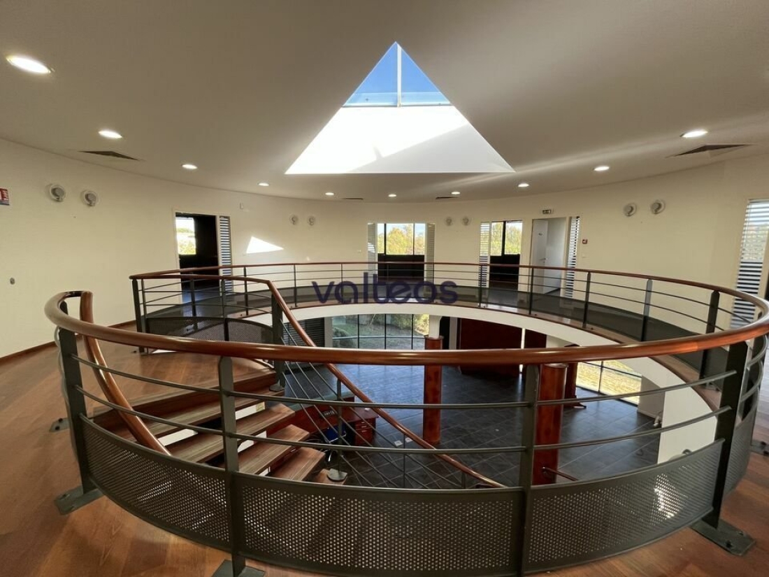 Photo 3 – location locaux d'activités	SAINT-JEAN (31240)