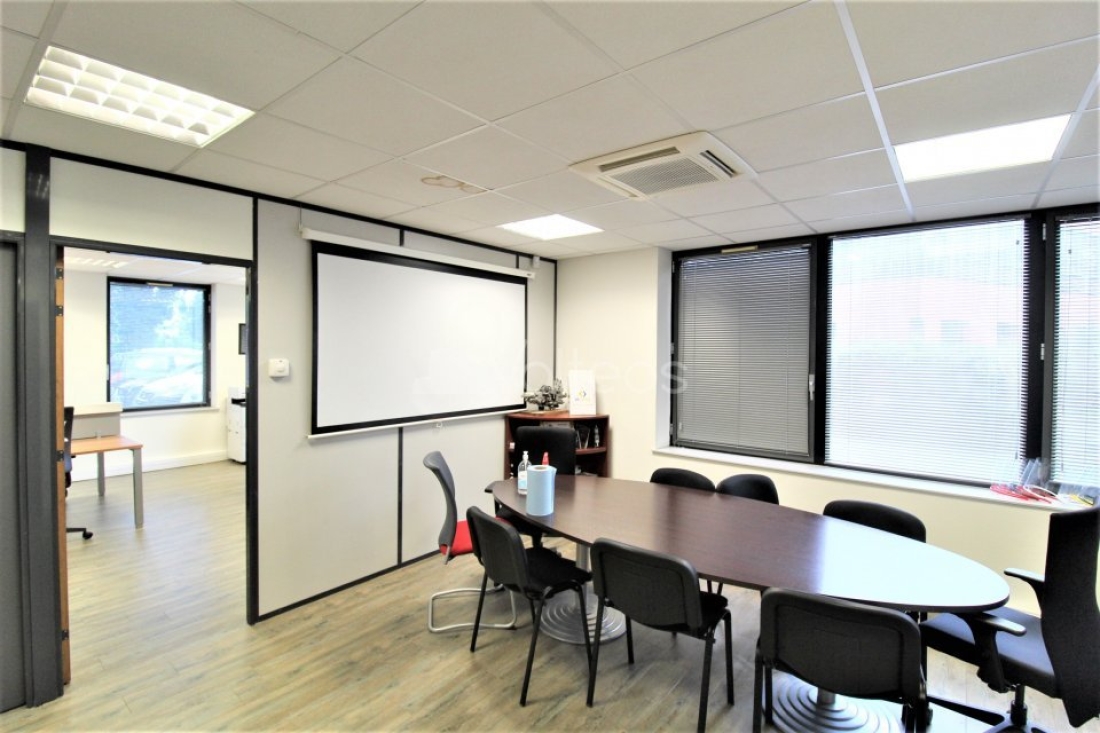 Photo 2 – location bureaux	RAMONVILLE SAINT AGNE (31520)