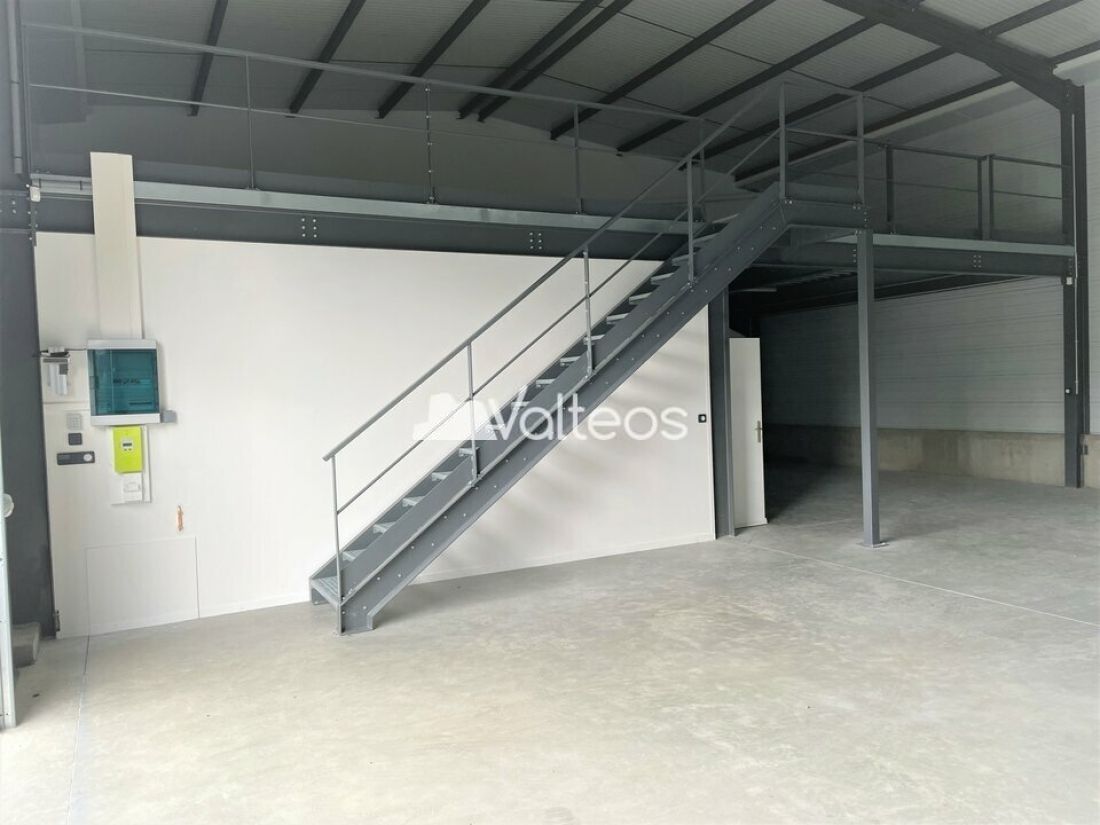 Photo 2 – location locaux d'activités	VERFEIL (31590)