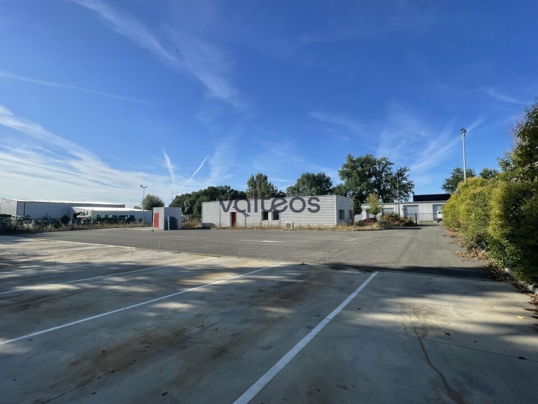 Photo 1 – vente locaux d'activités	VILLEMATIER (31340)
