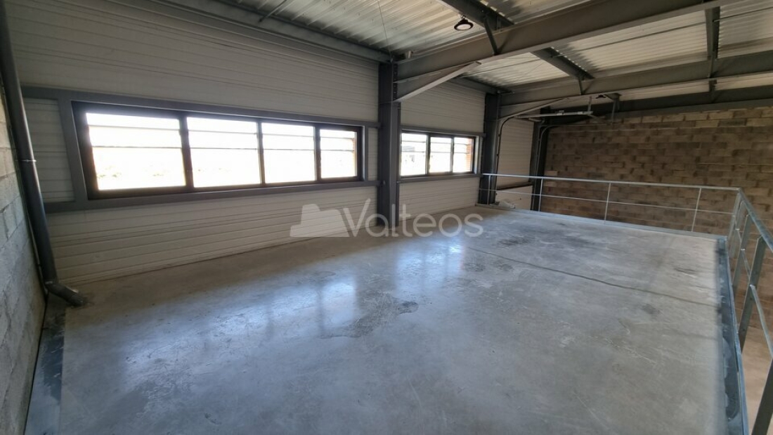 Photo 3 – location locaux d'activités	PIBRAC (31820)