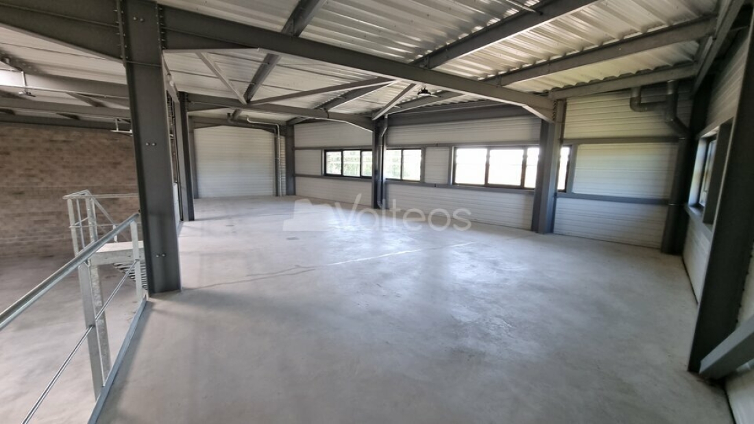 Photo 3 – location locaux d'activités	PIBRAC (31820)
