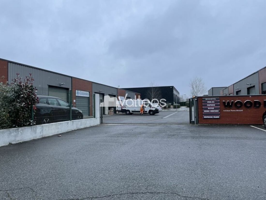 Photo 1 – location locaux d'activités	MONTRABE (31850)