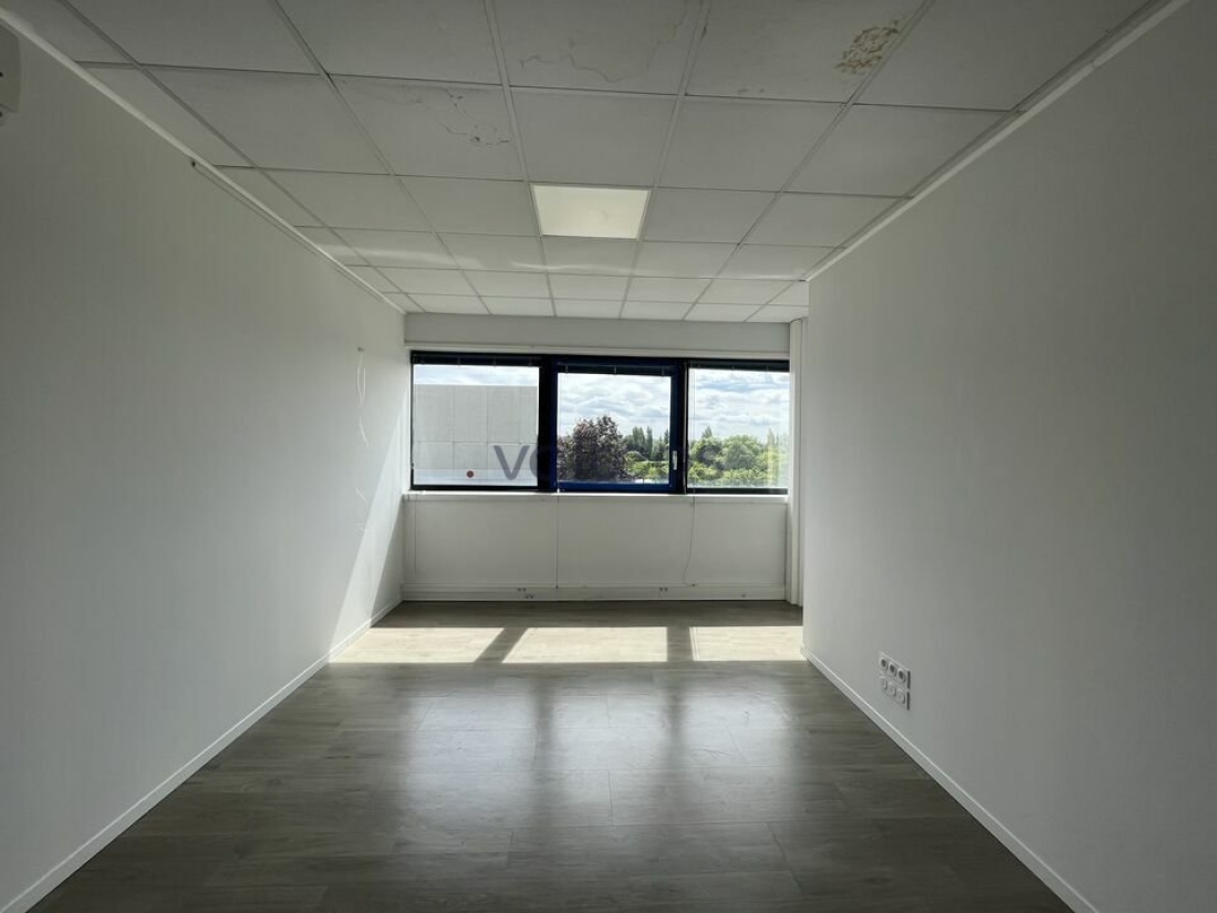 Photo 8 – location bureaux	LABEGE (31670)