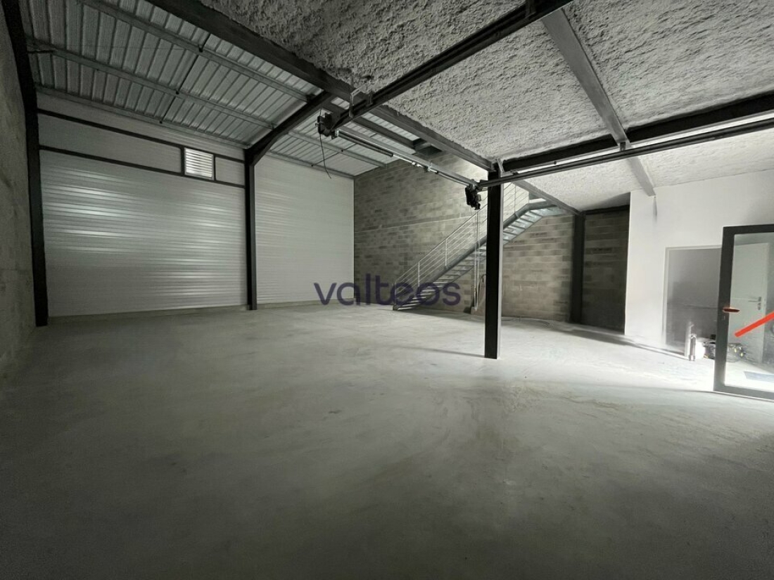 Photo 2 – location locaux d'activités	CUGNAUX (31270)