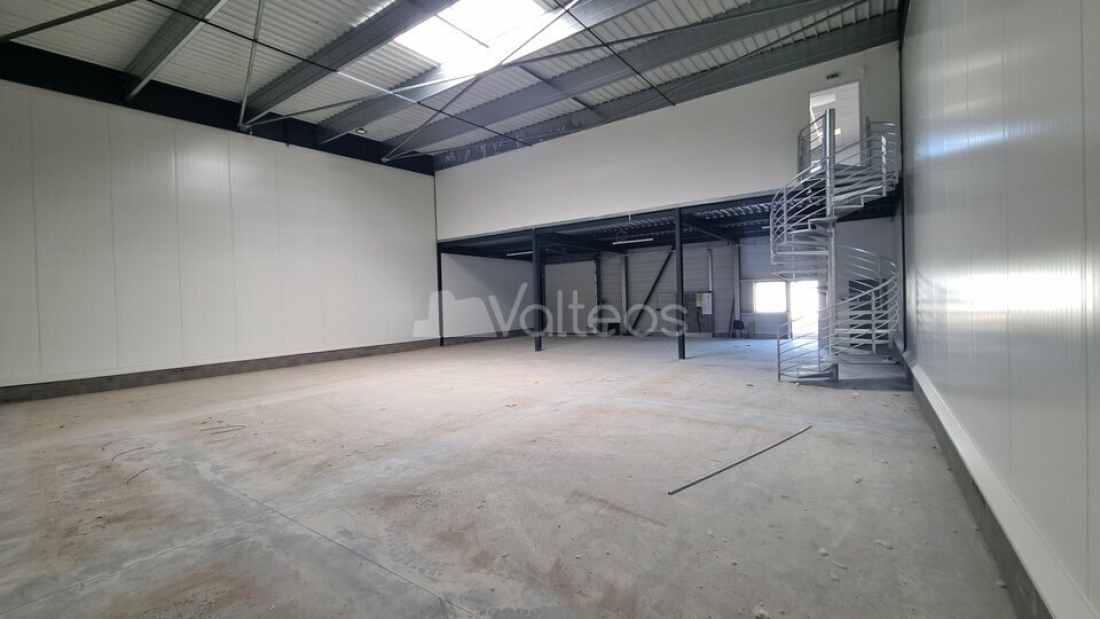 Photo 2 – location locaux d'activités	BRUGUIÈRES (31150)