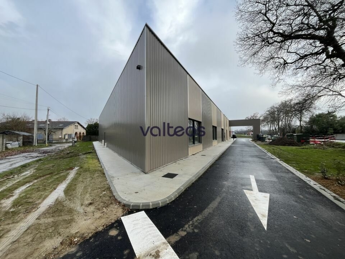 Photo 5 – location locaux d'activités	MERVILLE (31330)