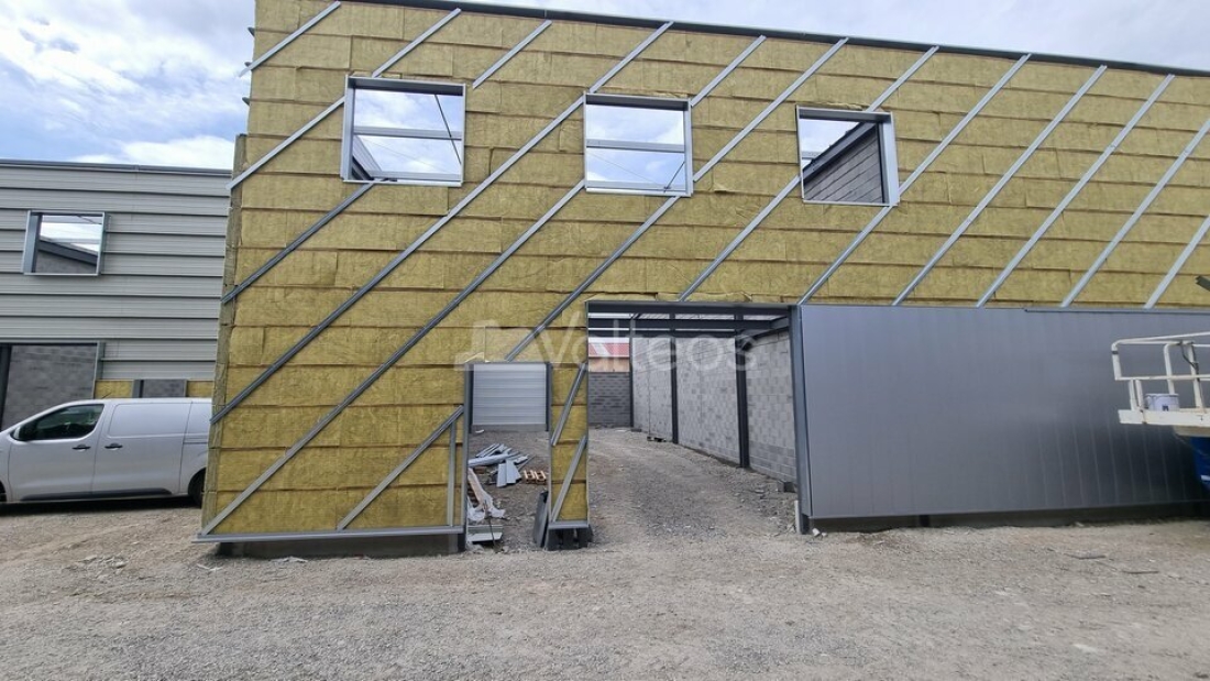 Photo 2 – location locaux d'activités	CUGNAUX (31270)