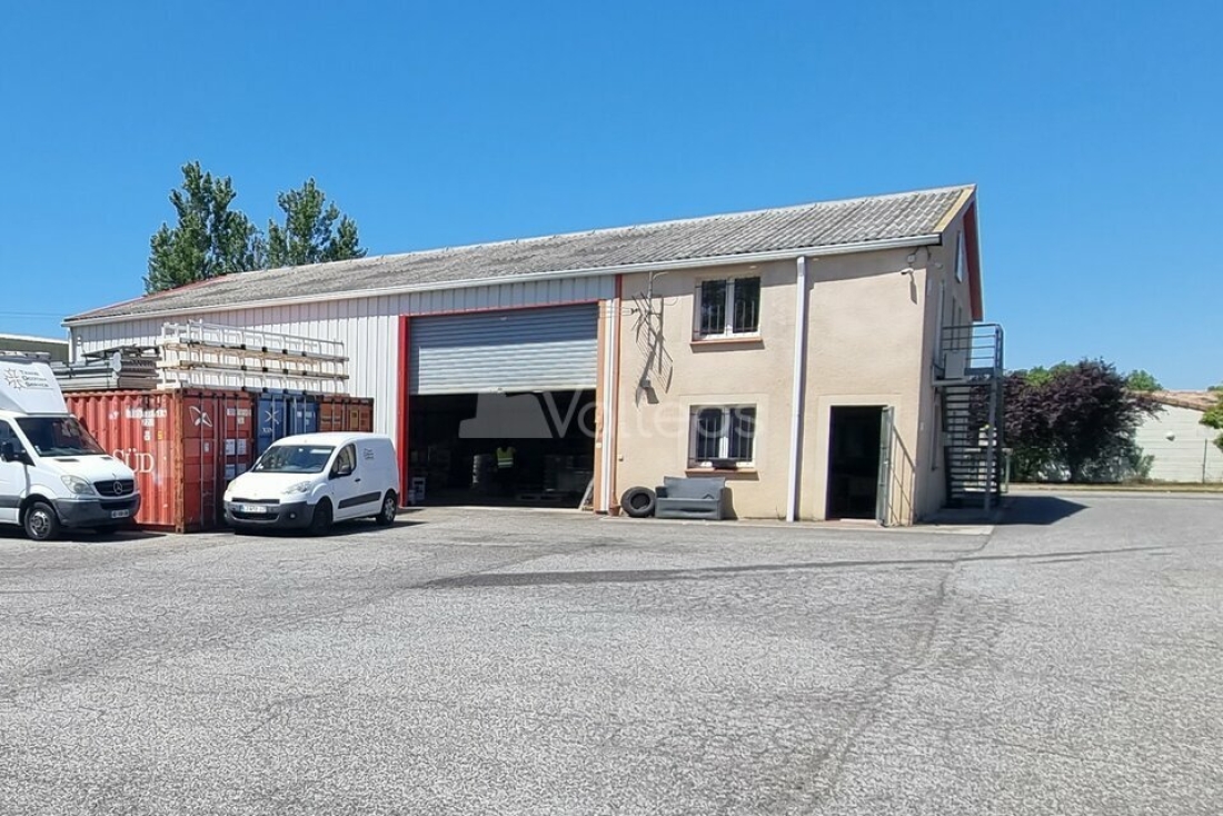 Photo 2 – location locaux d'activités	MERVILLE (31330)