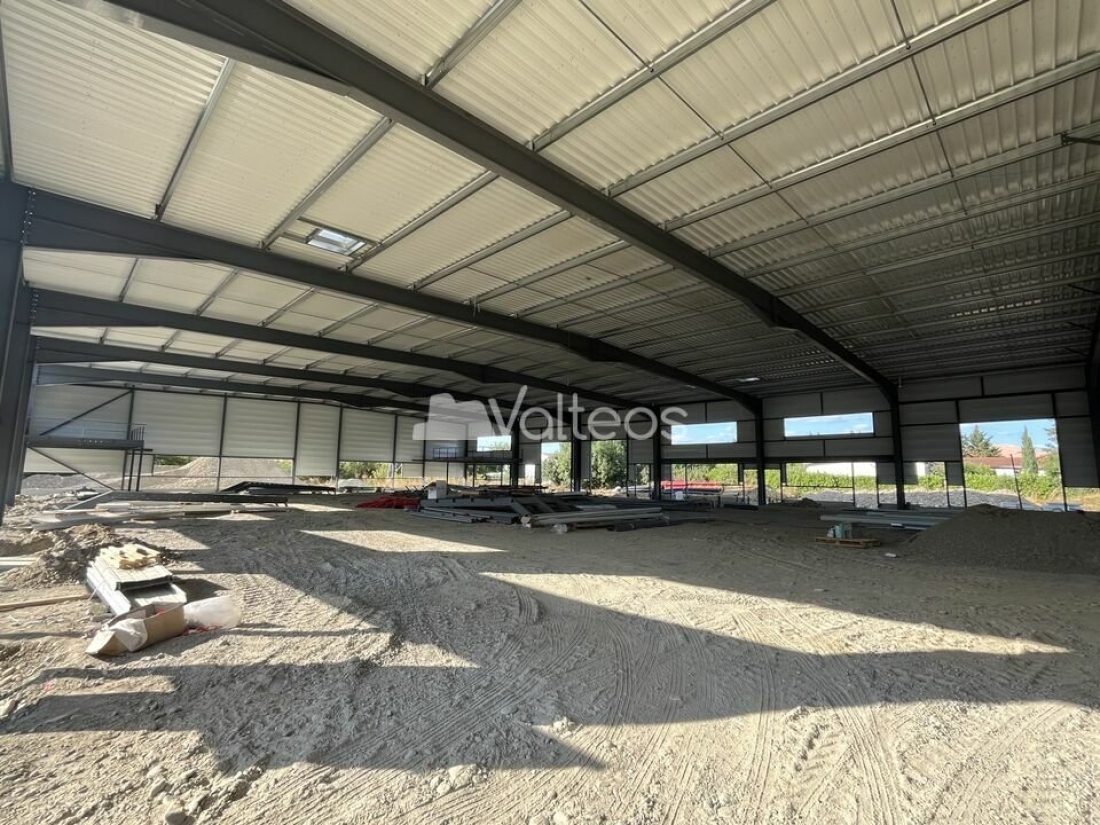 Photo 2 – location locaux d'activités	PORTET SUR GARONNE (31120)