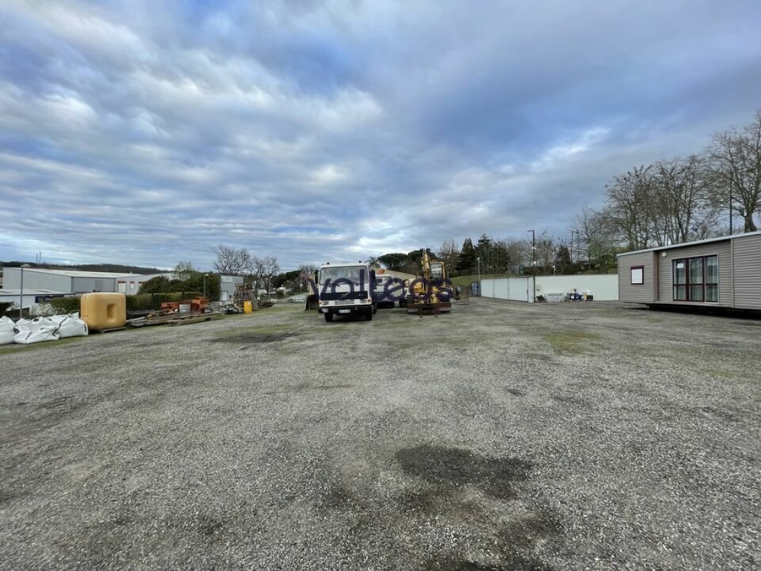 Photo 3 – location locaux d'activités	MONTRABE (31850)