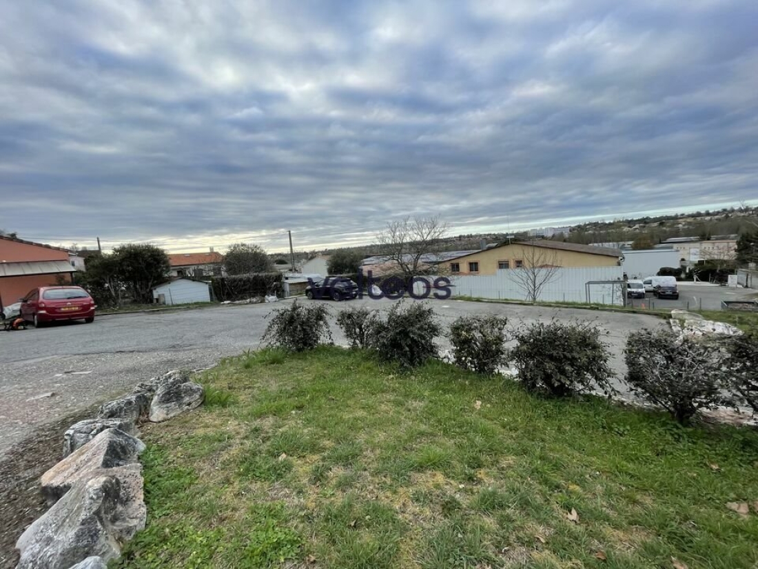 Photo 4 – location locaux d'activités	MONTRABE (31850)