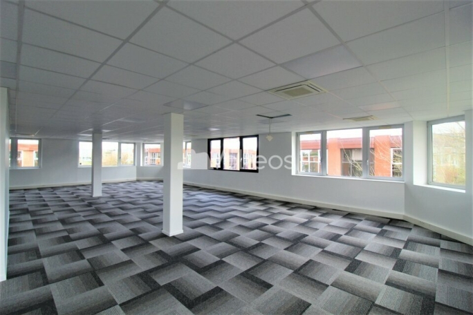 Photo 1 – location bureaux	LABEGE (31670)
