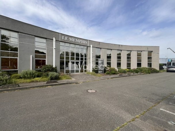 Photo 1 – location bureaux	LABÈGE (31670)