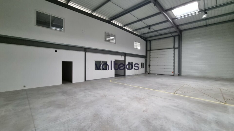 Photo 1 – vente locaux d'activités	CASTELNAU D'ESTRETEFONDS (31620)