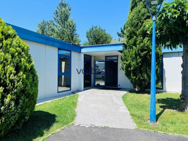 Photo 1 – location bureaux	SAINT JEAN (31240)