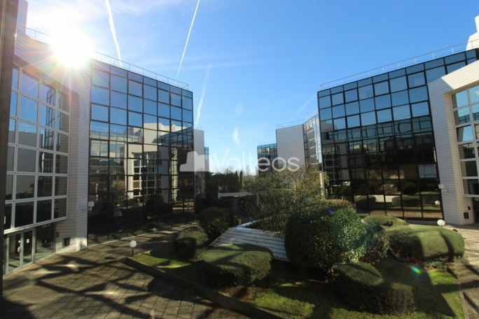 Photo 1 – location bureaux	BLAGNAC (31700)