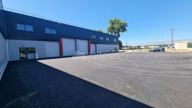 Photo 1 – location locaux d'activités	BRUGUIÈRES (31150)