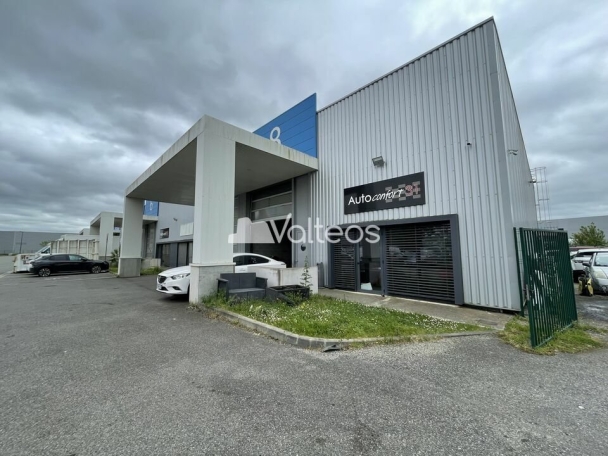 Photo 1 – location locaux d'activités	ESCALQUENS (31750)
