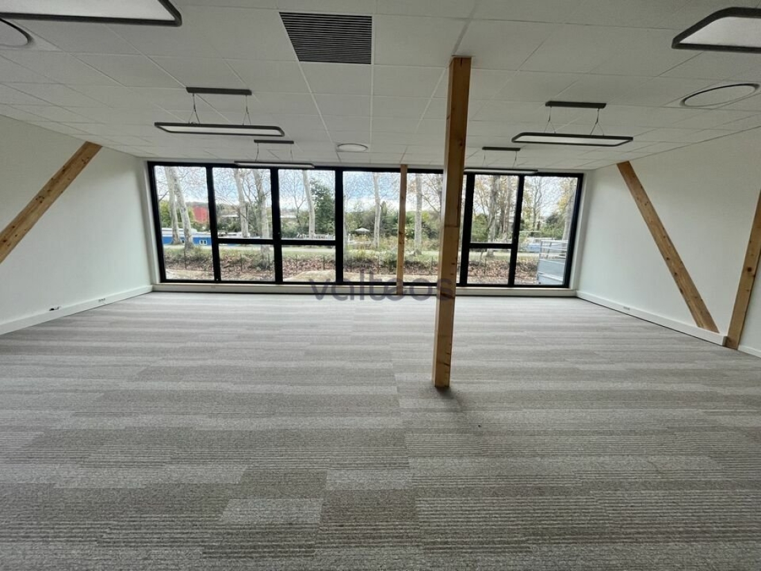 Photo 8 – vente bureaux	RAMONVILLE SAINT AGNE (31520)