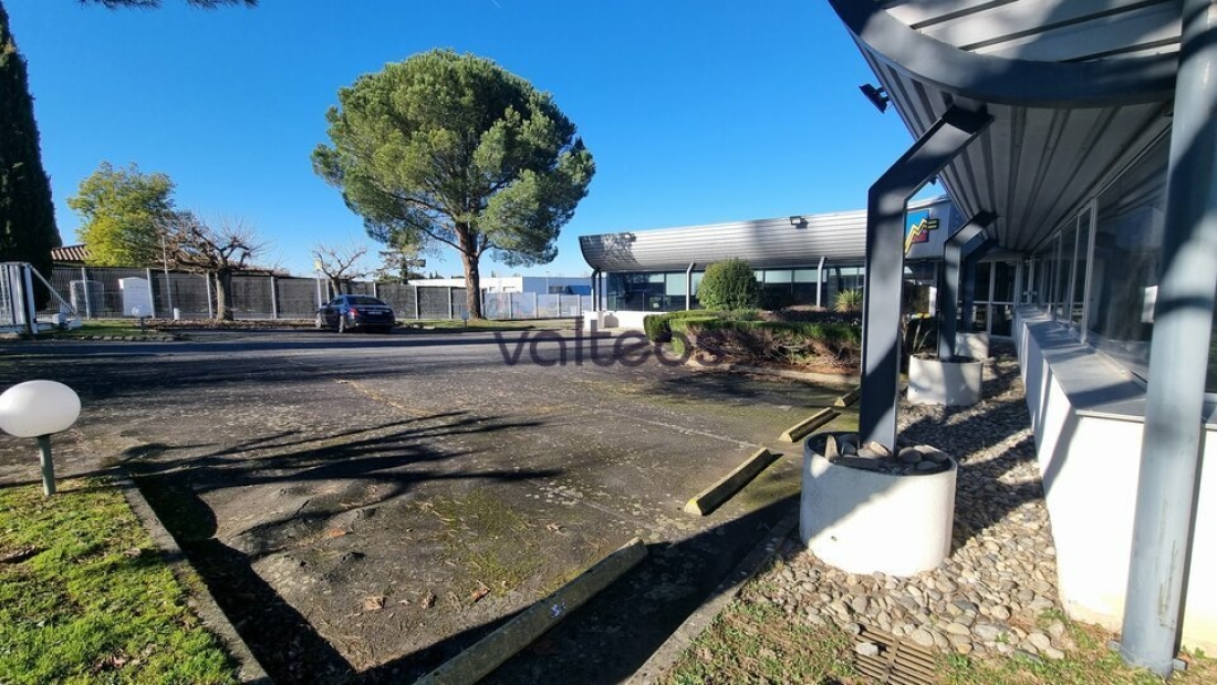 Photo 2 – vente locaux d'activités	MONDOUZIL (31850)