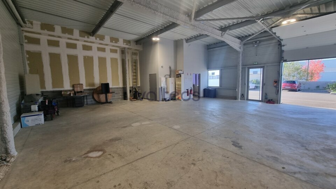 Photo 2 – location locaux d'activités	ESCALQUENS (31750)