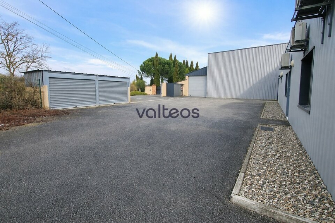 Photo 2 – vente locaux d'activités	MONDOUZIL (31850)