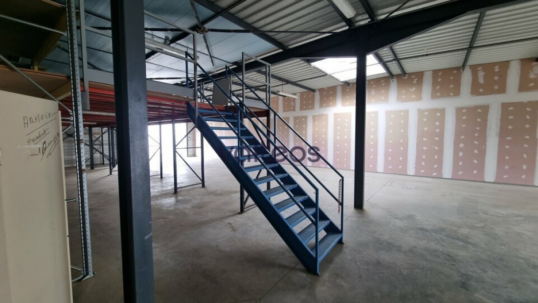 Photo 5 – vente locaux d'activités	MONDOUZIL (31850)