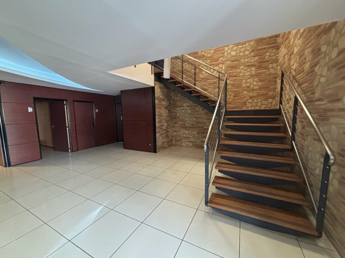 Photo 2 – location bureaux	SAINT JEAN (31240)