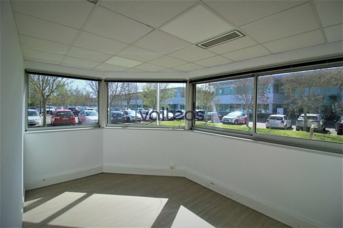 Photo 2 – location bureaux	LABEGE (31670)