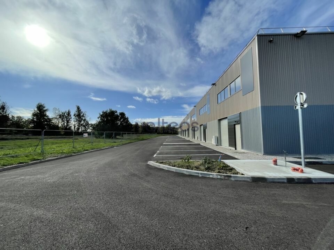 Photo 2 – vente locaux d'activités	MONTAUBAN (82000)