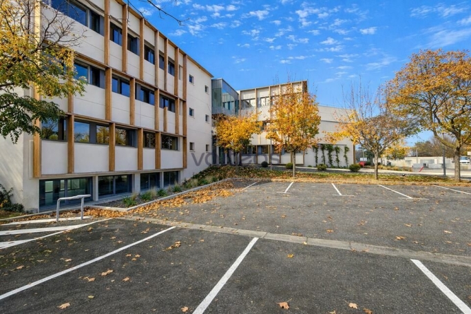 Photo 1 – location bureaux	BLAGNAC (31700)