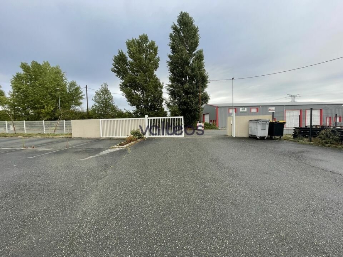 Photo 3 – location locaux d'activités	VERFEIL (31590)