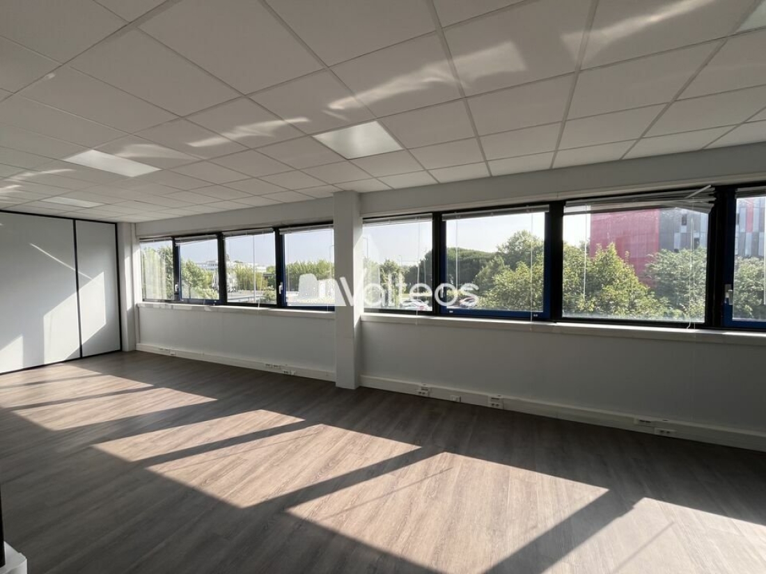 Photo 1 – location bureaux	LABEGE (31670)